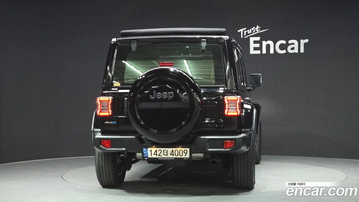 Jeep Wrangler 2021 из KR, фото 3