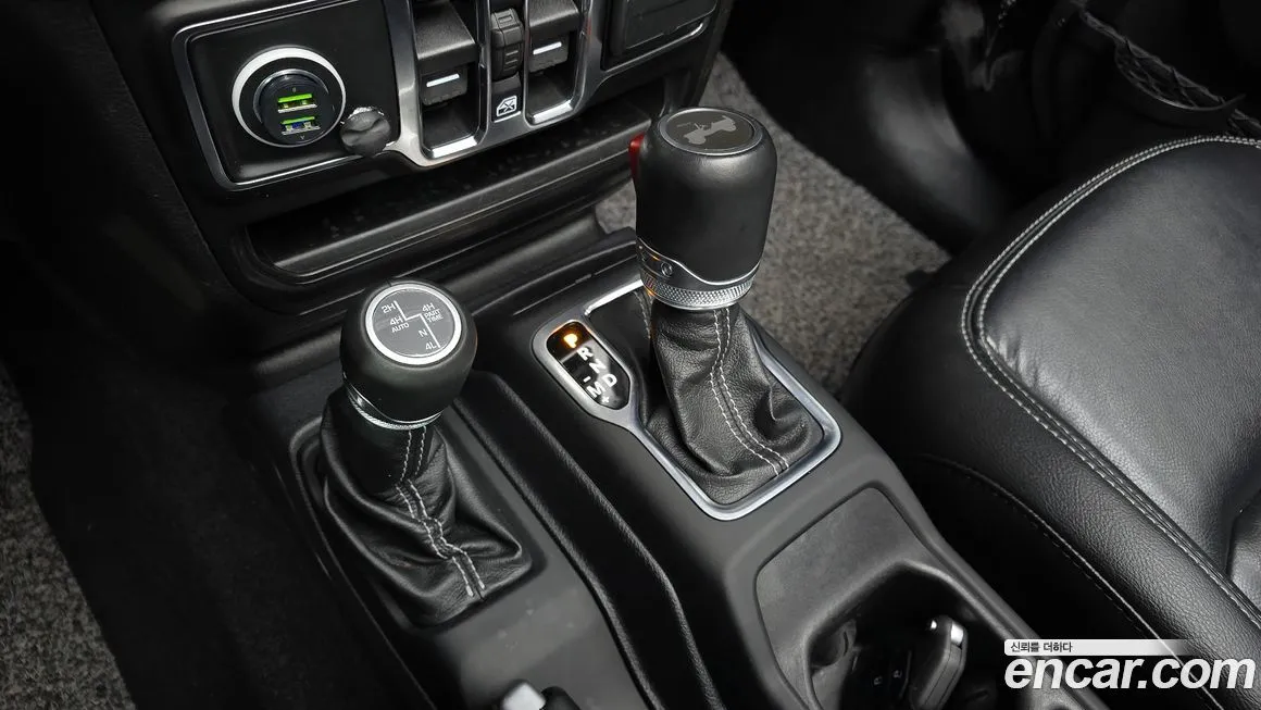 Jeep Wrangler 2021 из KR, фото 7