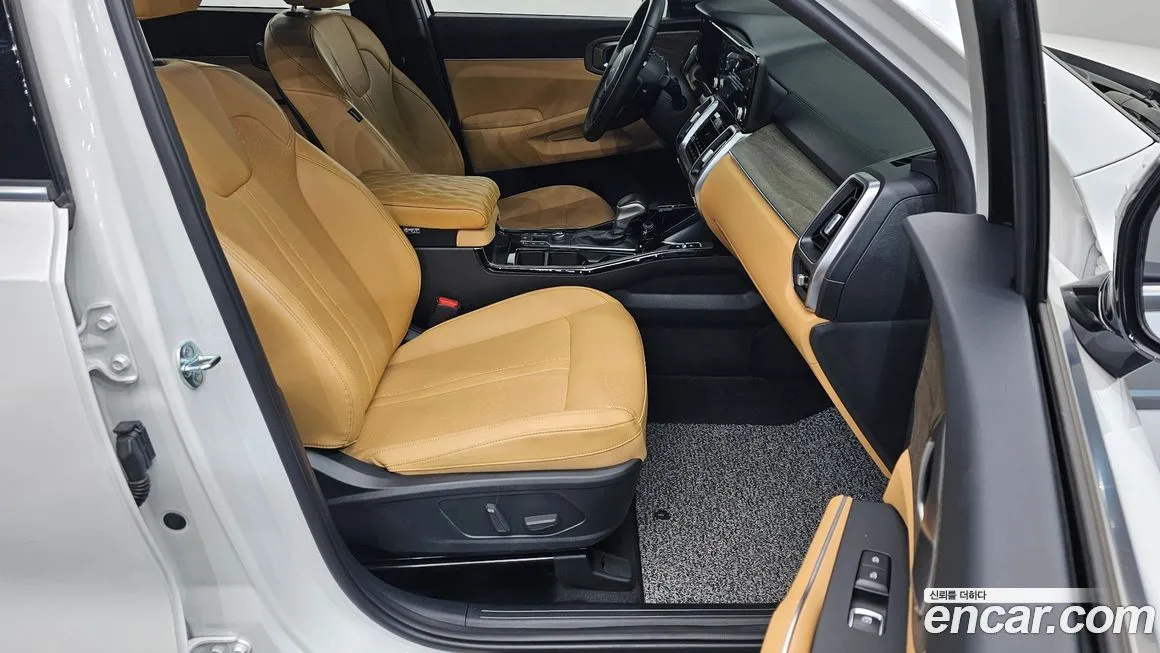 Kia Sorento — фото 8