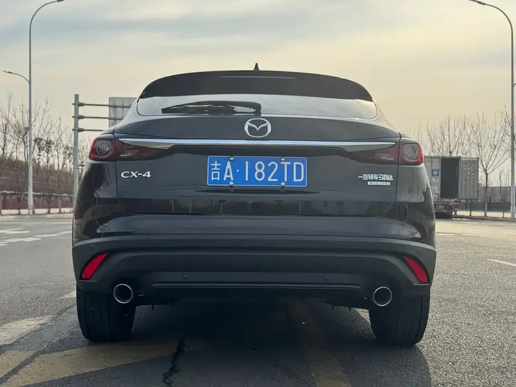 Mazda CX-4 — фото 3