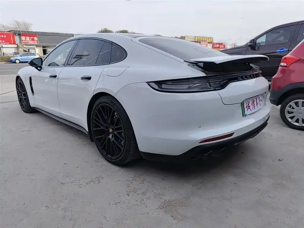 Porsche Panamera Hybrid 2023 из CN, фото 5