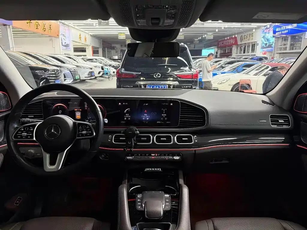 Mercedes-Benz GLE — фото 8