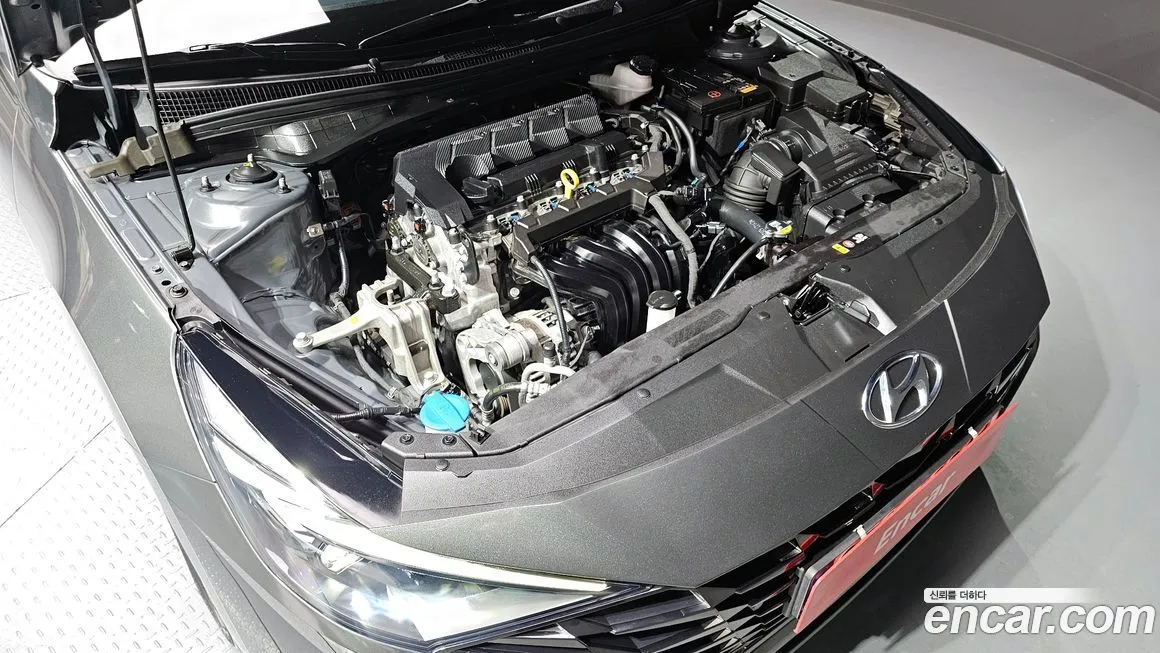 Hyundai AVANTE — фото 6