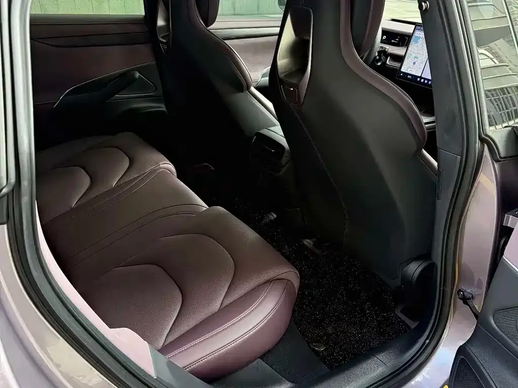 Xiaomi SU7 — фото 5