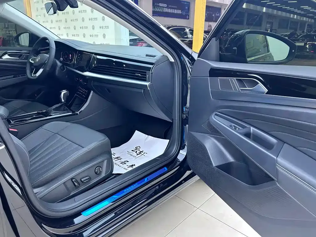 Volkswagen Passat — фото 8