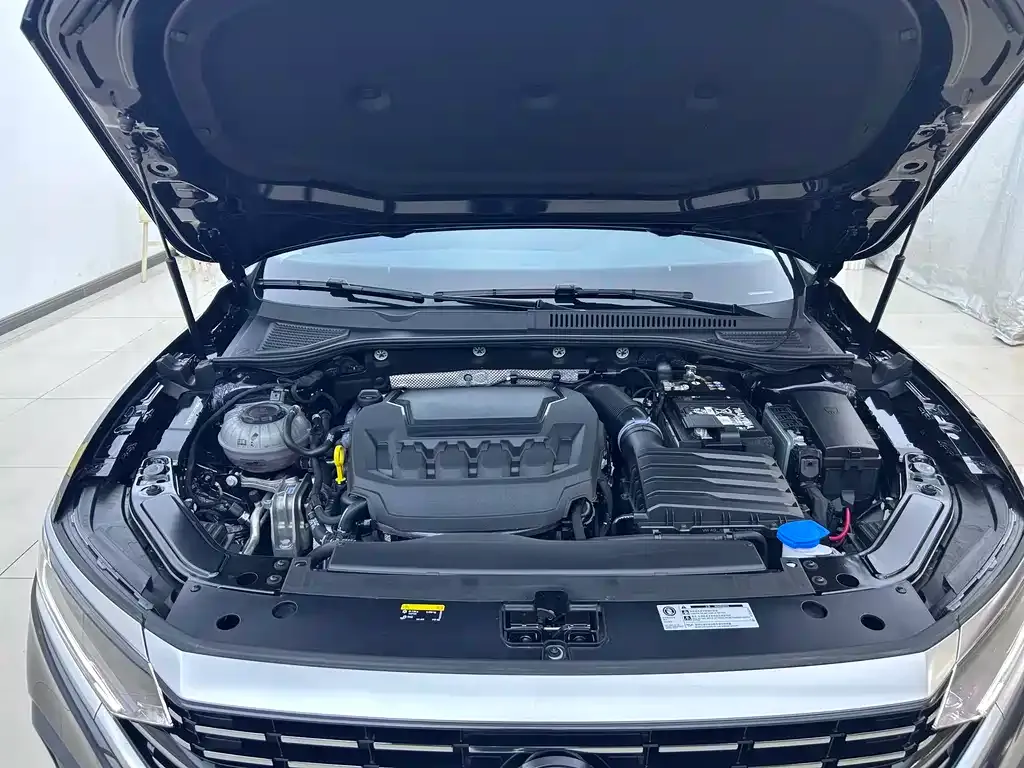 Volkswagen Passat — фото 9