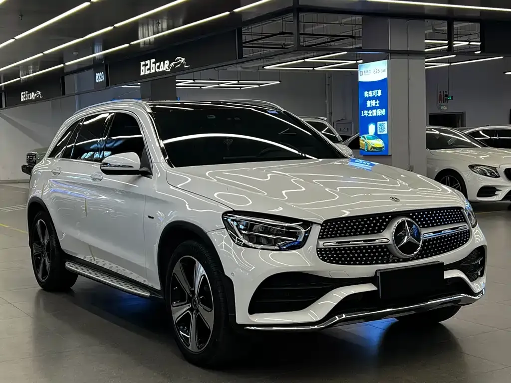 Mercedes-Benz GLC — фото 1
