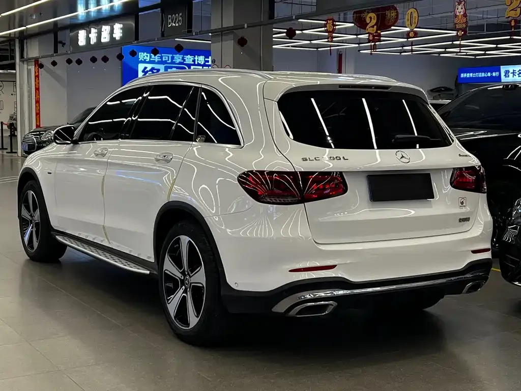 Mercedes-Benz GLC — фото 4