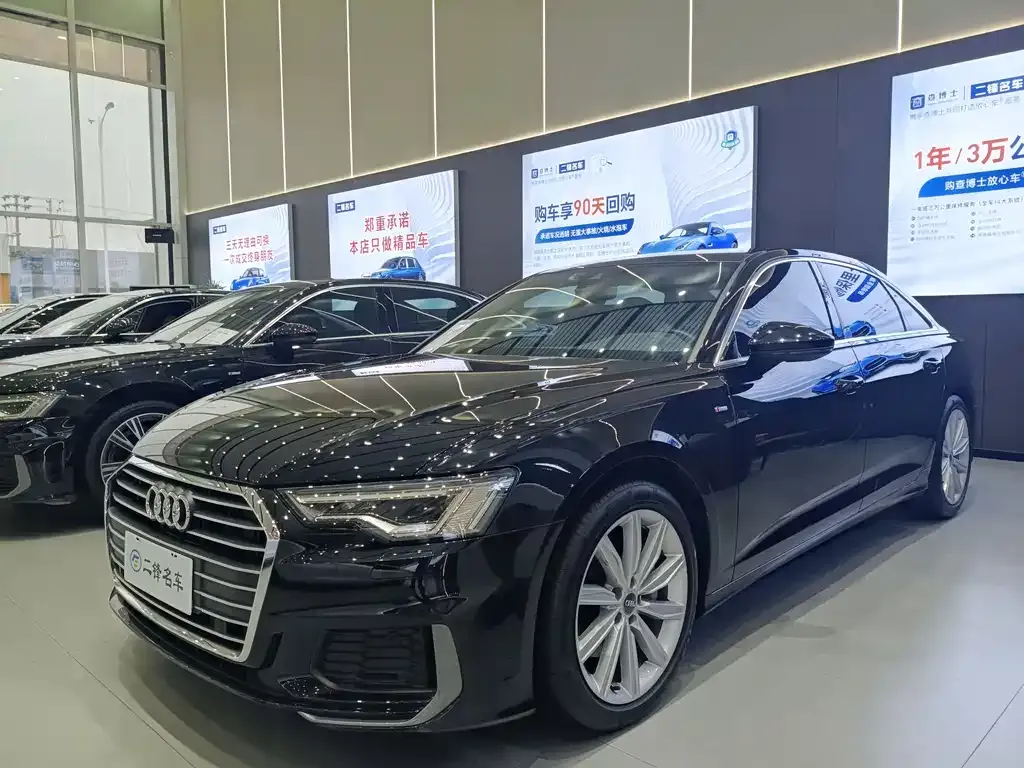 Audi A6L — фото 1