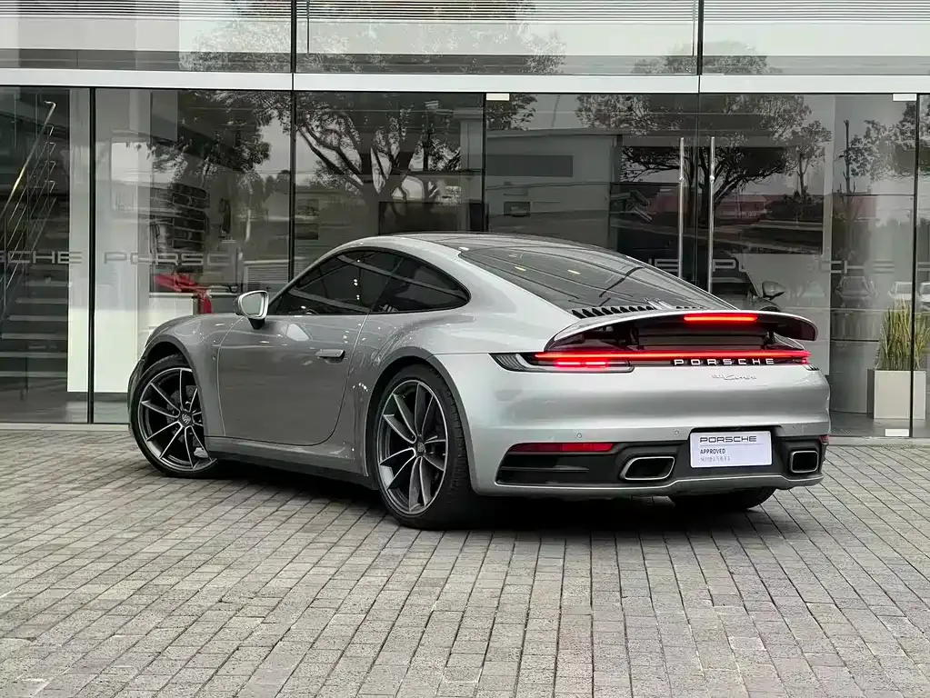 Porsche 911 2023 из CN, фото 6
