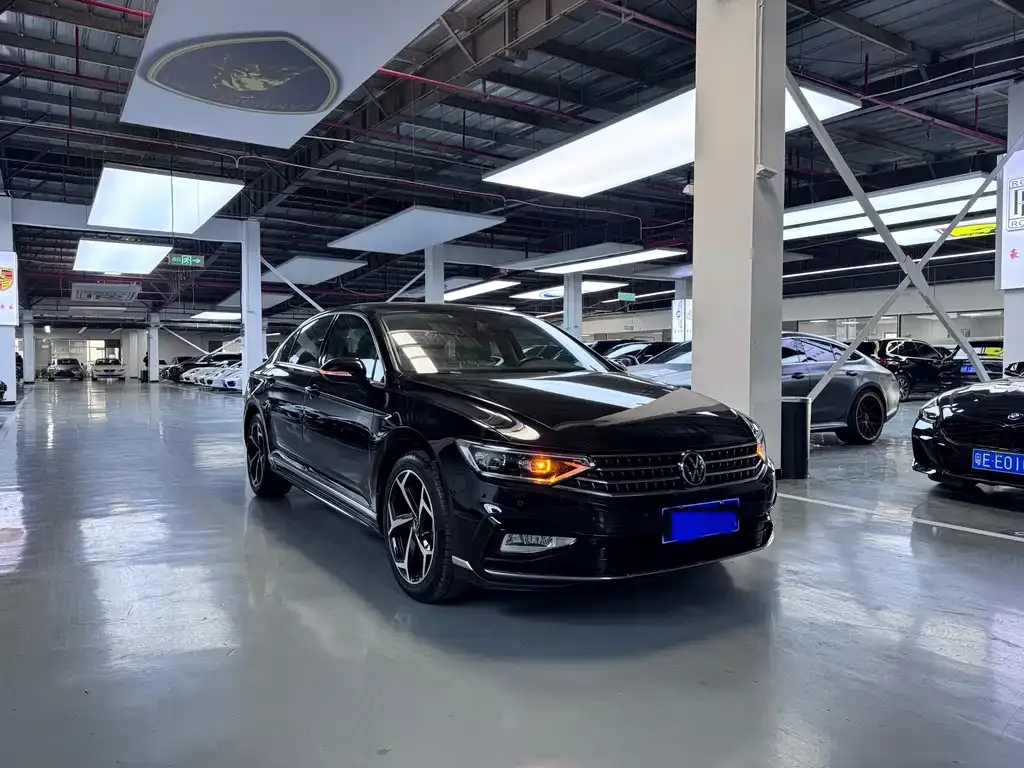 Volkswagen Magotan 2023 из CN, фото 6