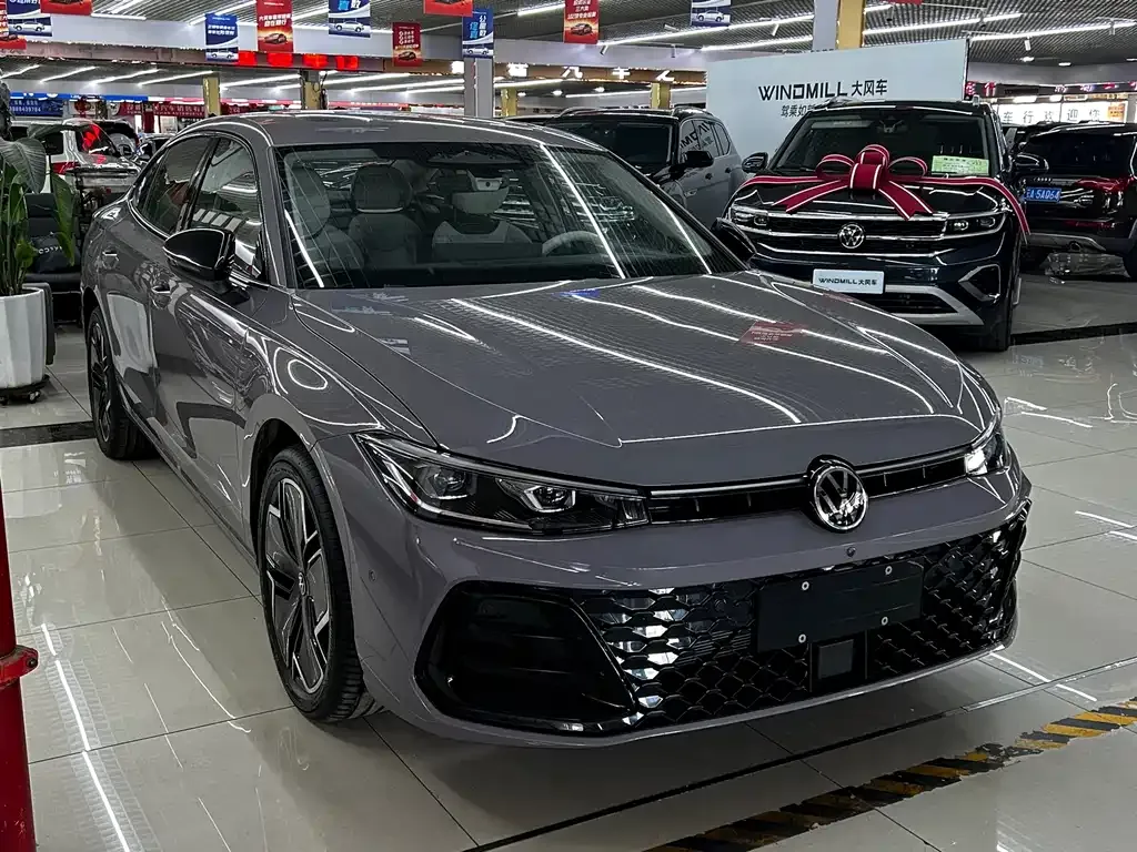 Volkswagen Passat 2026 из CN, фото 1