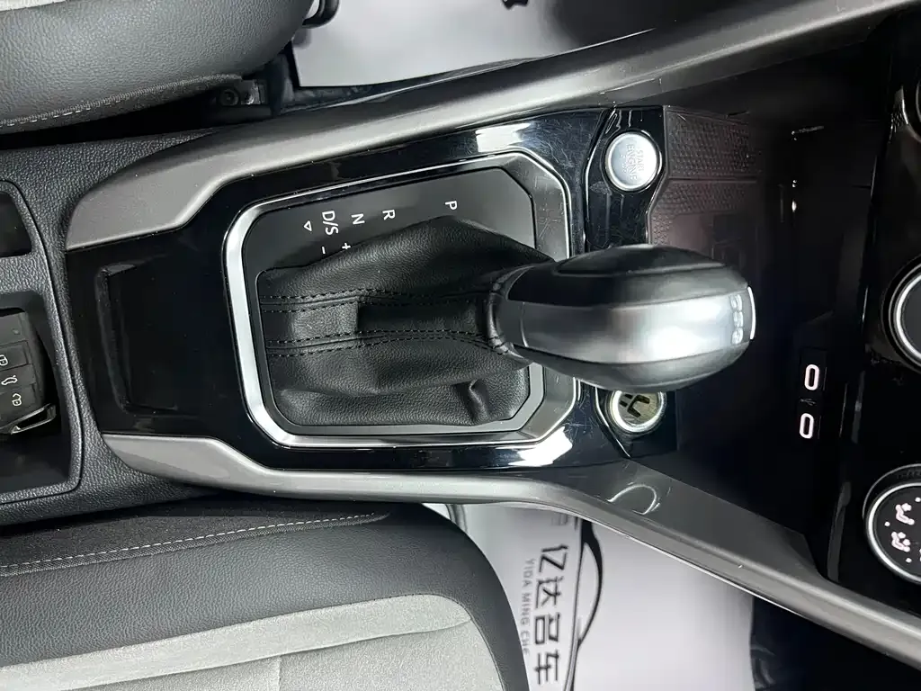 Volkswagen T-Roc 2021 из CN, фото 10