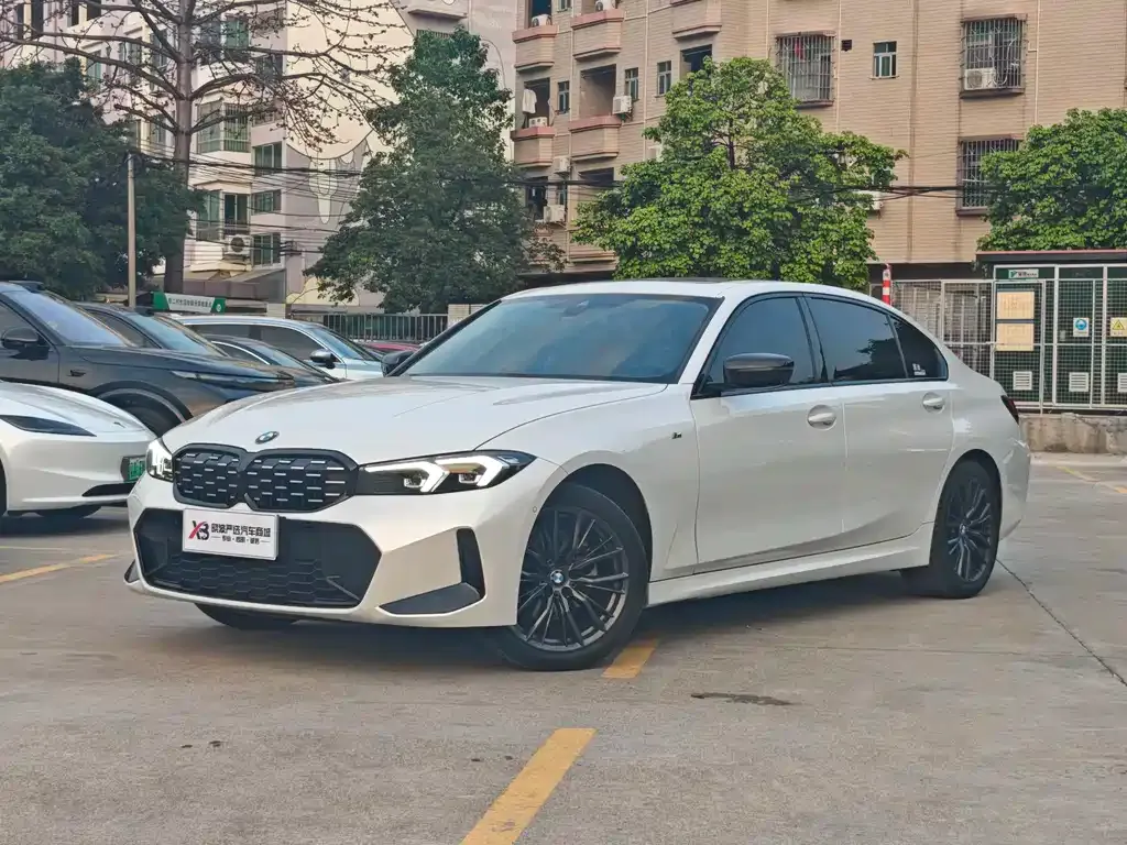 BMW 3 Series — фото 1