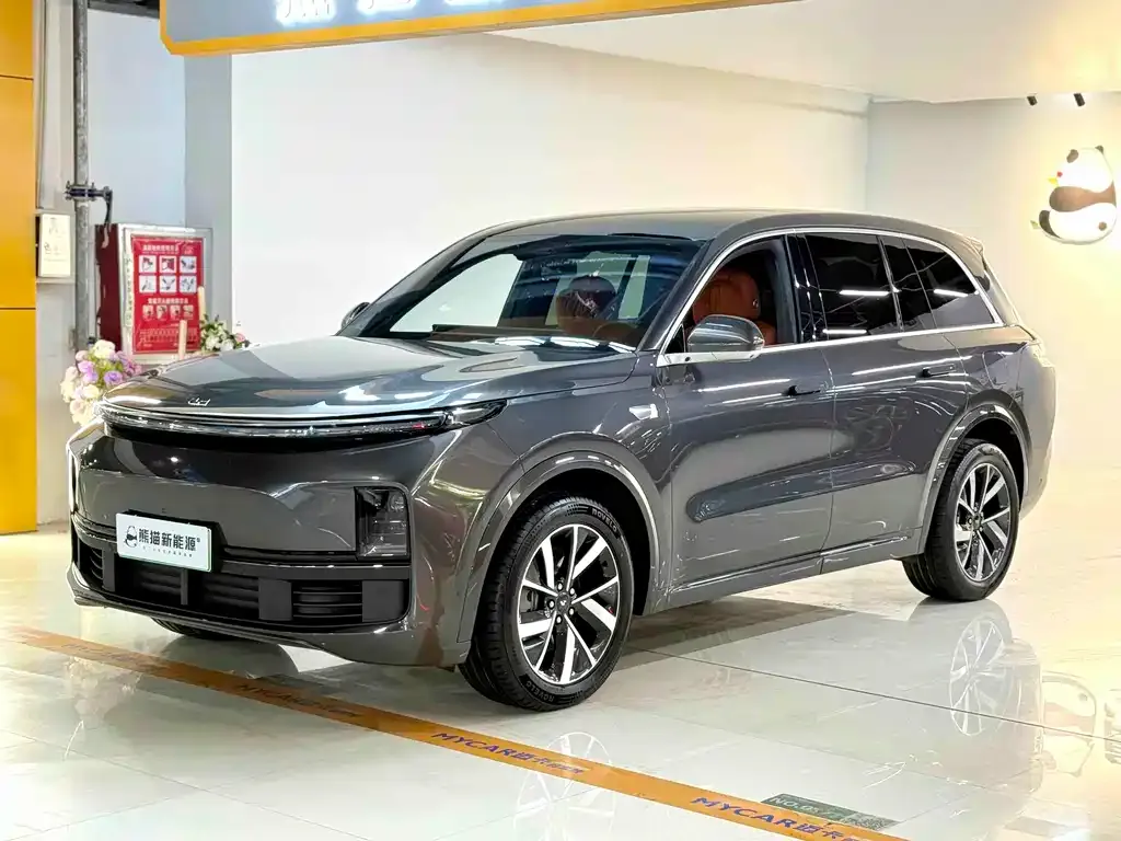 Li Auto L8 2023 из CN, фото 1