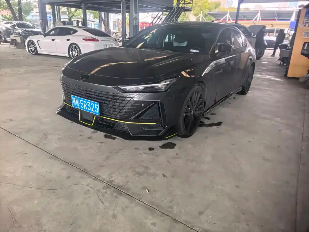Changan UNI-V 2023 из CN, фото 1