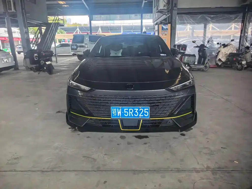 Changan UNI-V 2023 из CN, фото 5