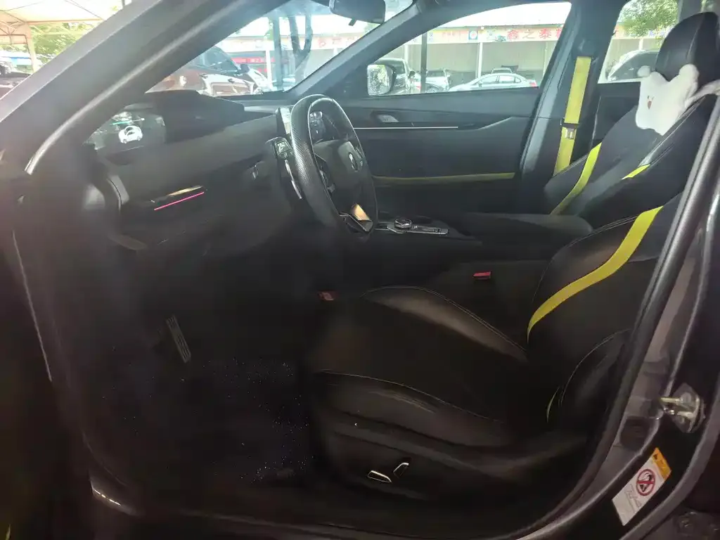 Changan UNI-V 2023 из CN, фото 2
