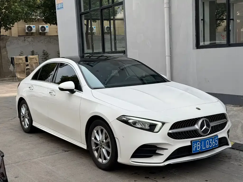 Mercedes-Benz A-Class — фото 10