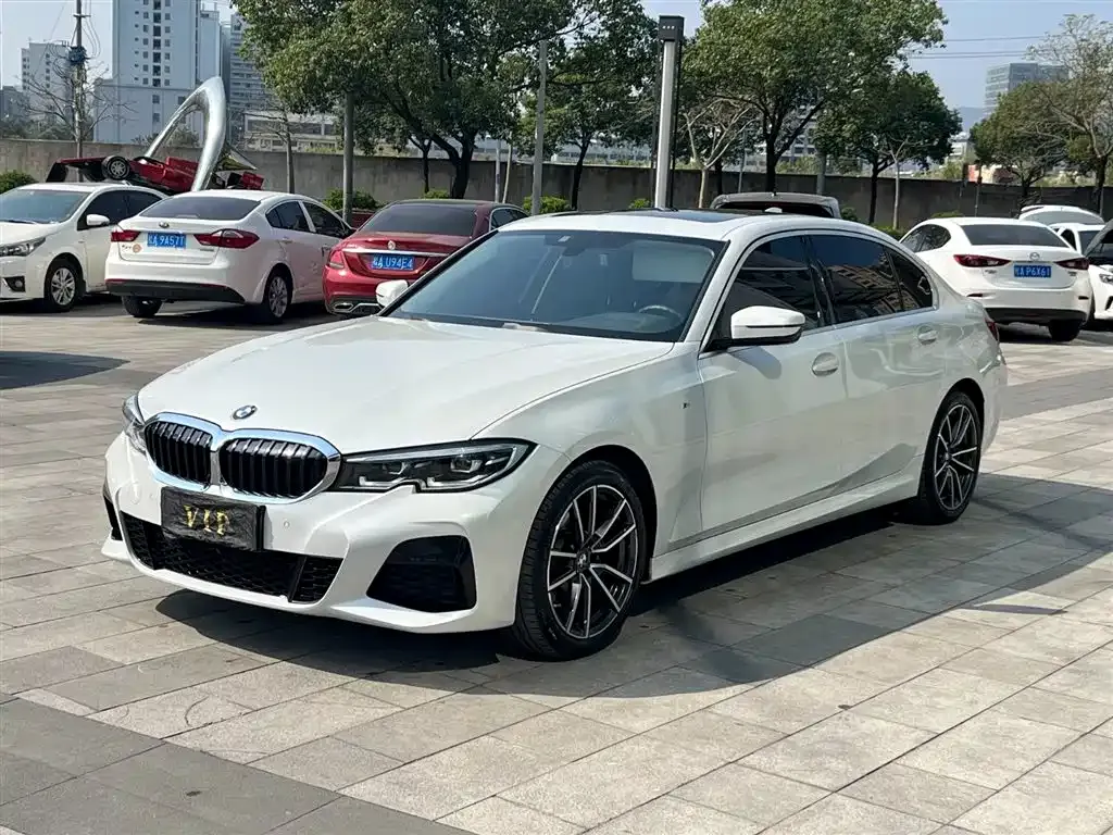 BMW 3 Series — фото 1