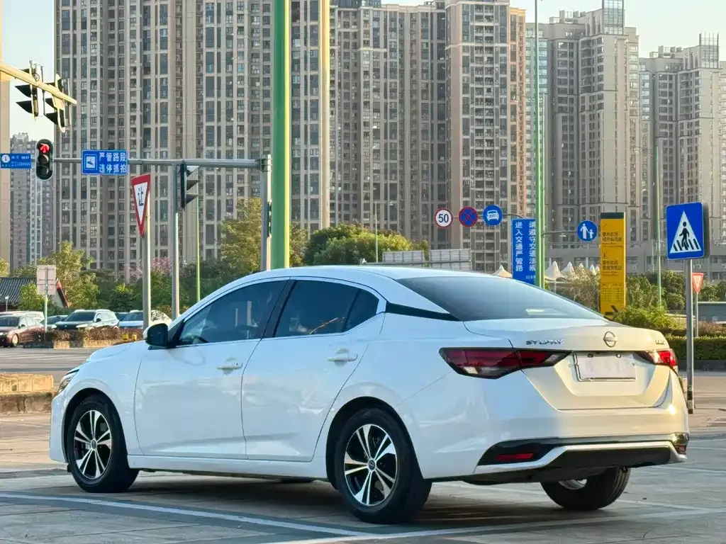 Nissan Sylphy — фото 6