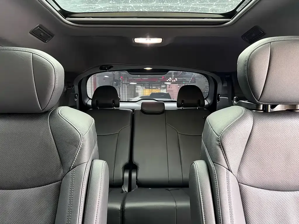 Toyota Sienna 2022 из CN, фото 7