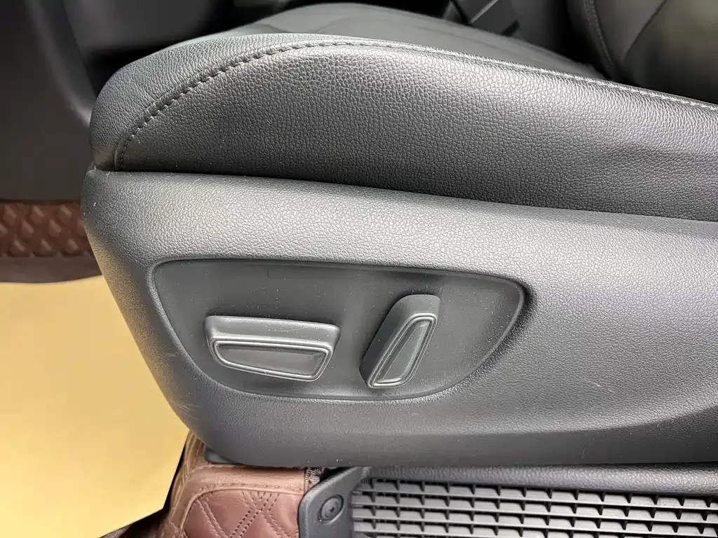Toyota Sienna 2022 из CN, фото 9