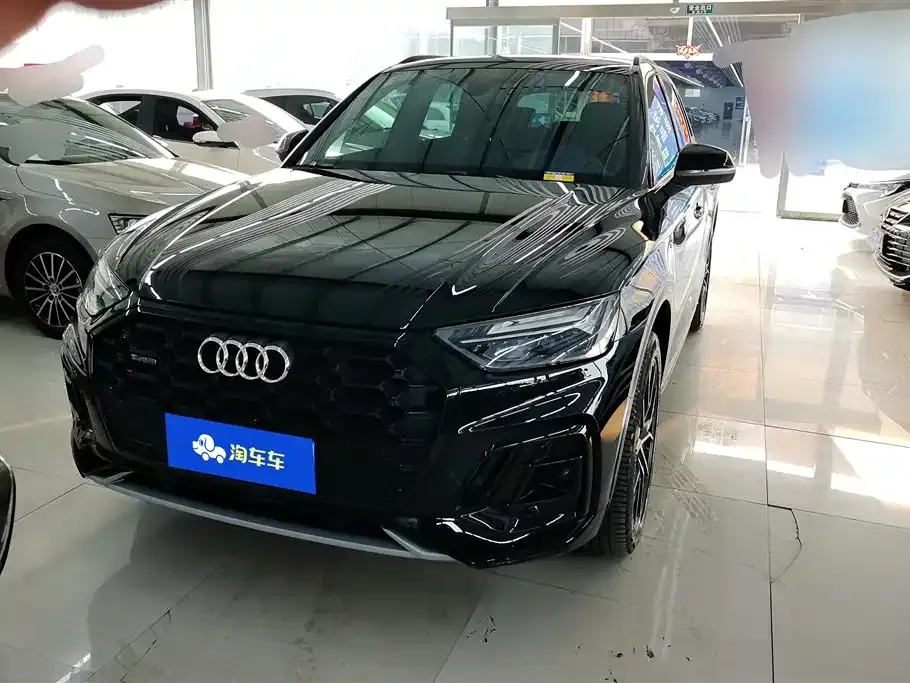 Audi Q5L — фото 2