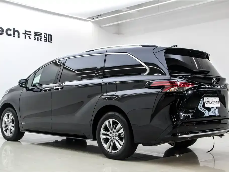 Toyota Sienna 2024 из CN, фото 9