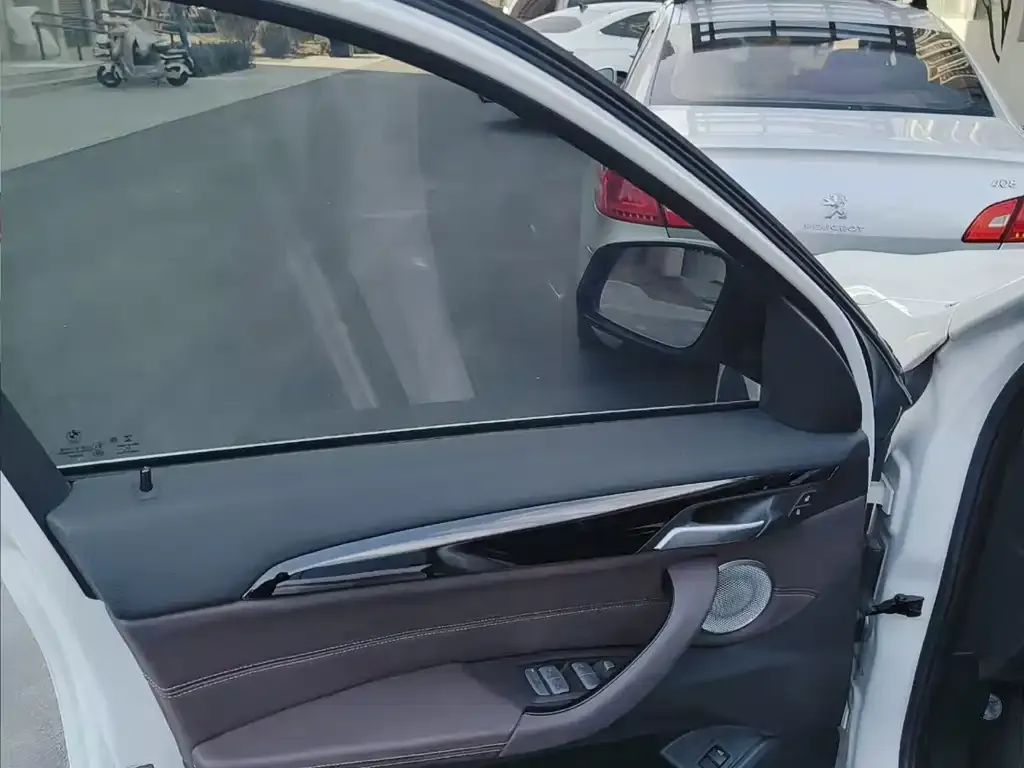 BMW X1 2022 из CN, фото 4