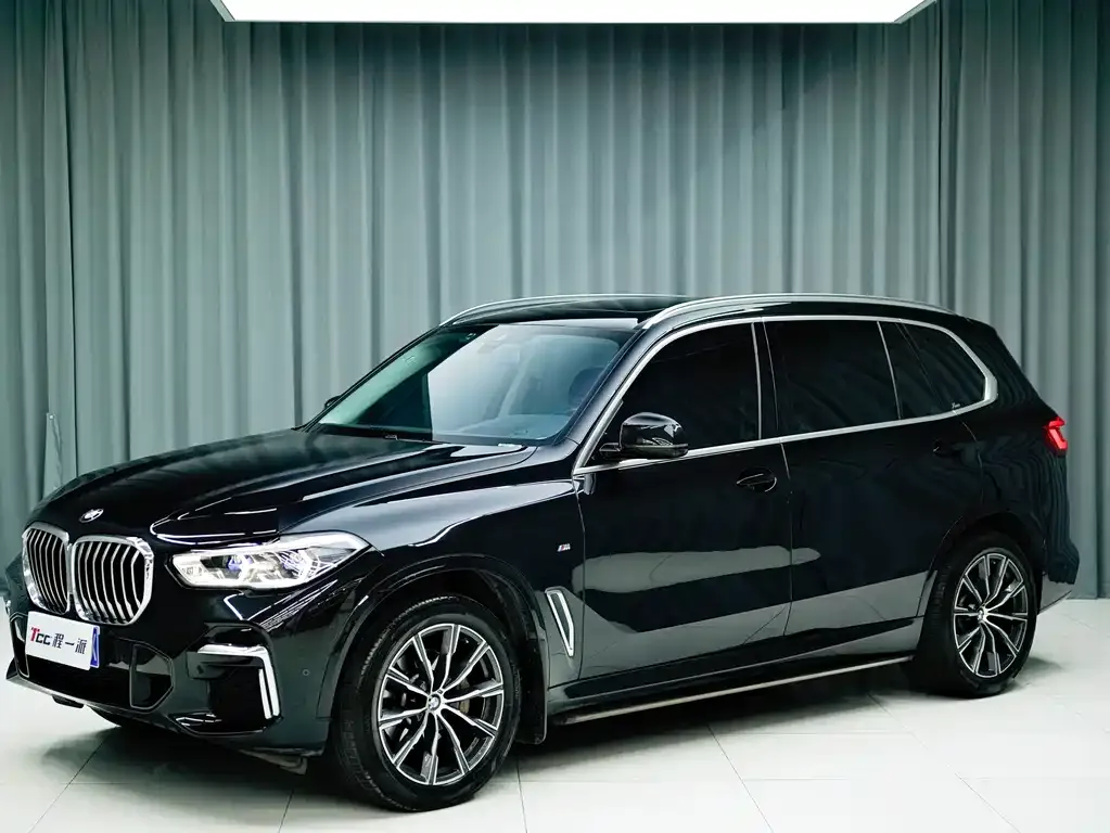 BMW X5 — фото 1