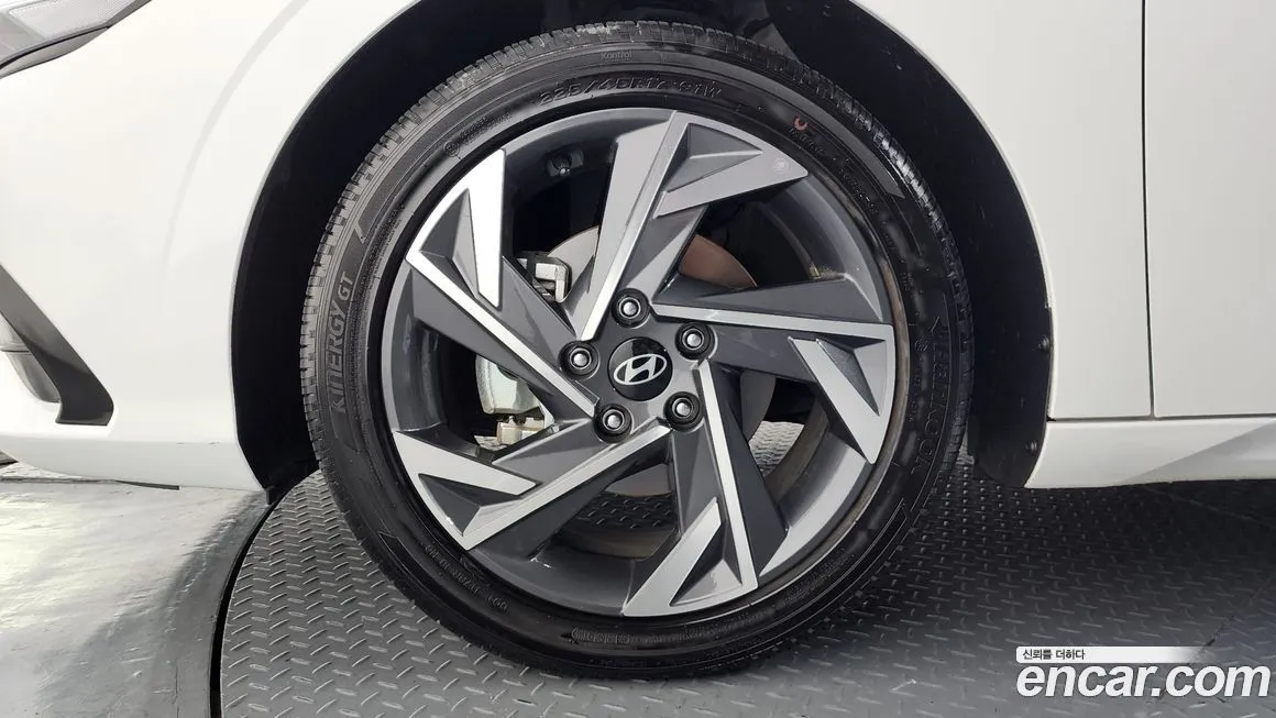 Hyundai AVANTE — фото 7
