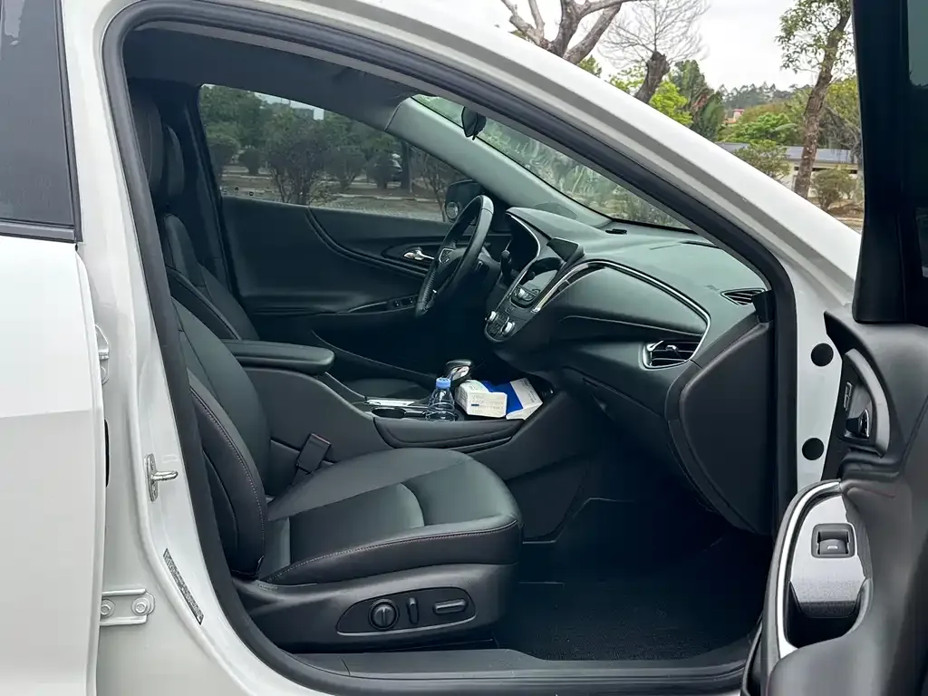 Chevrolet Malibu XL 2021 из CN, фото 5