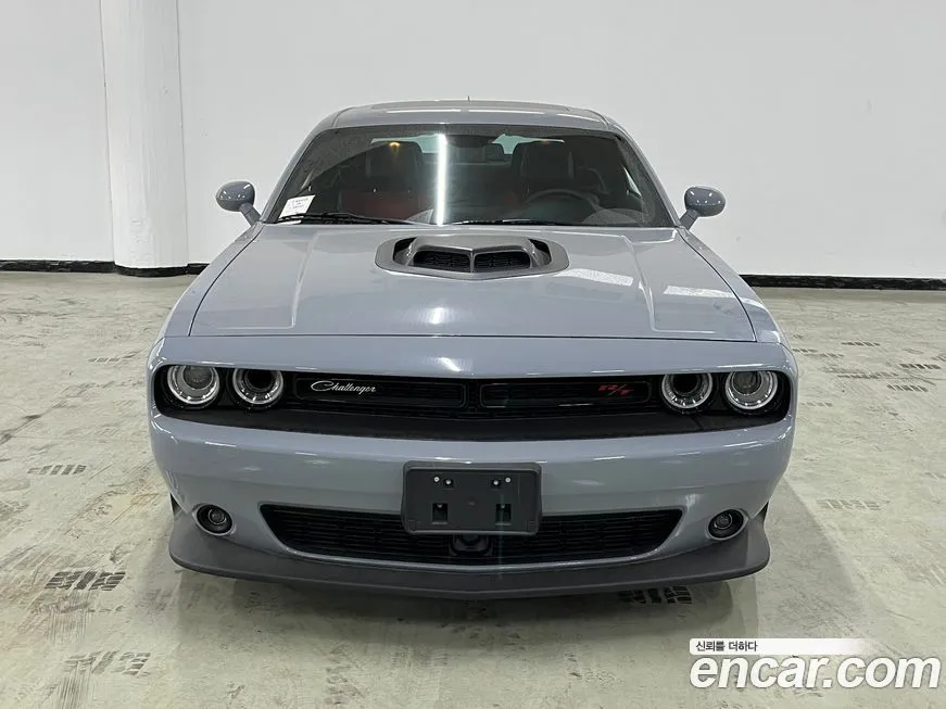 Dodge Challenger 2021 из KR, фото 2