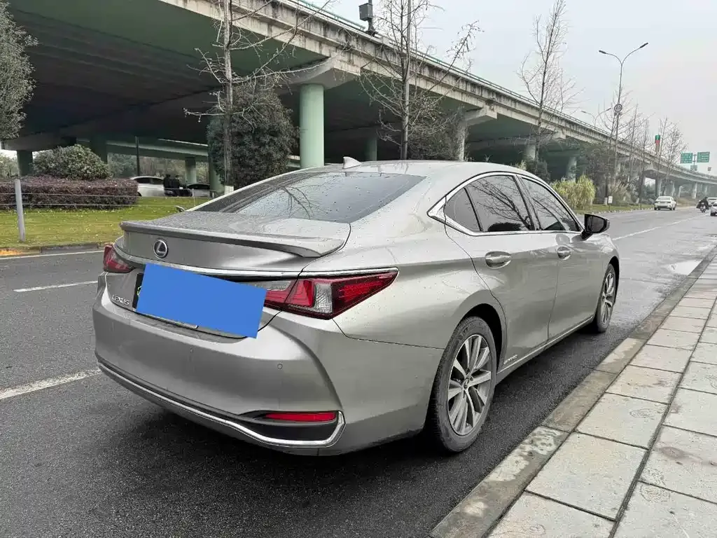 Lexus ES 2021 из CN, фото 9