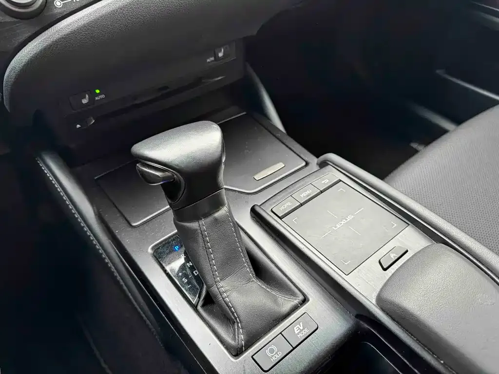 Lexus ES 2021 из CN, фото 4