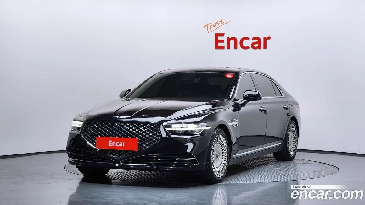 Genesis G90
