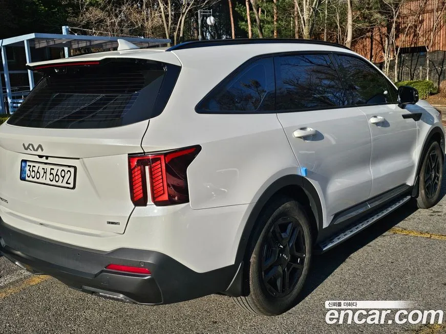 Kia Sorento — фото 10