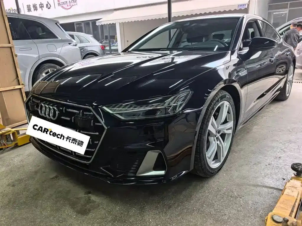 Audi A7L 2023 из CN, фото 1