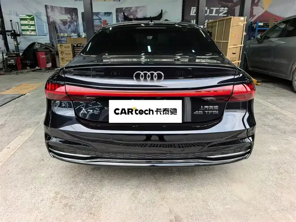 Audi A7L 2023 из CN, фото 8