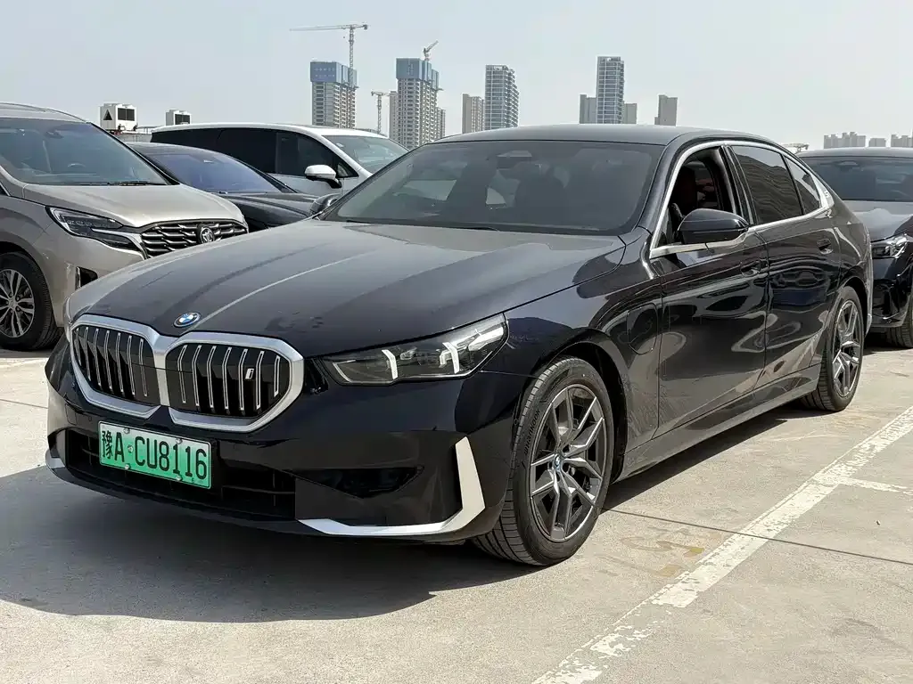 BMW i5 2025 из CN, фото 3