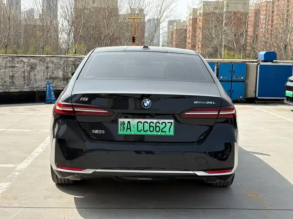 BMW i5 2025 из CN, фото 5