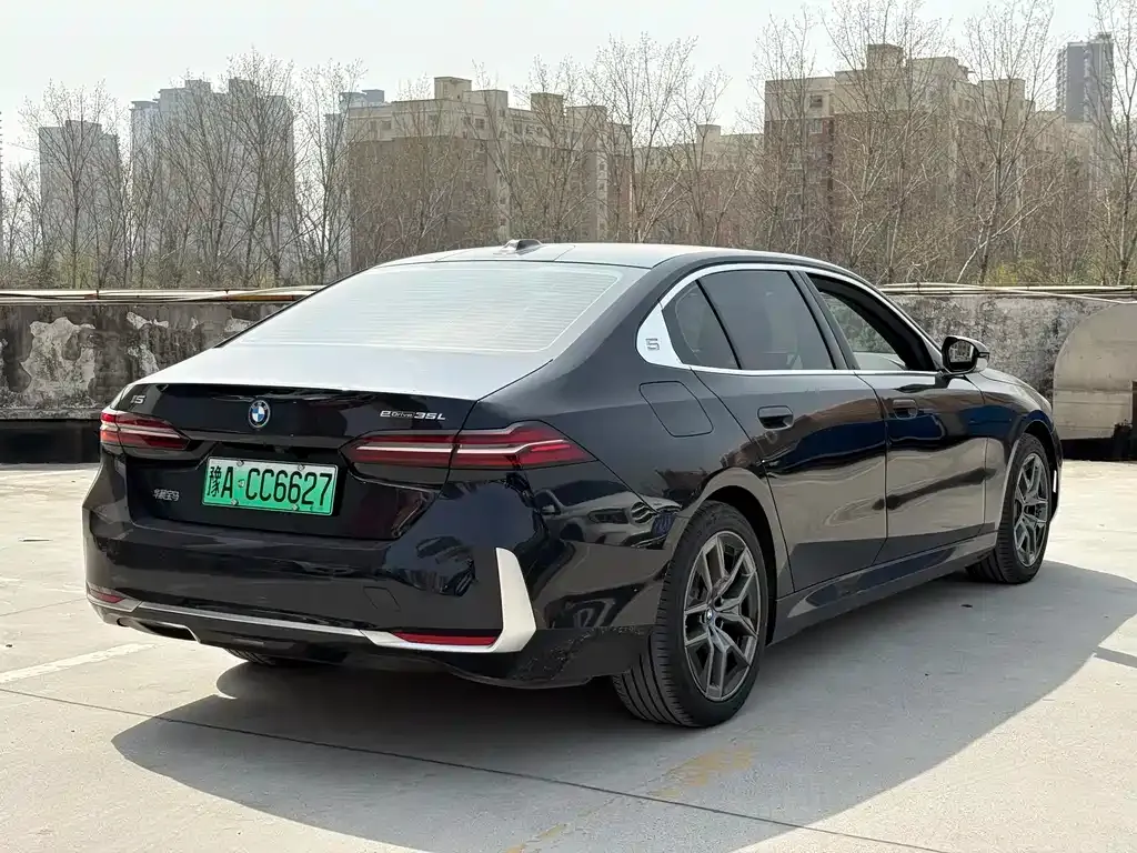 BMW i5 2025 из CN, фото 8