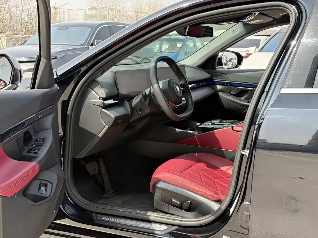 BMW i5 2025 из CN, фото 10