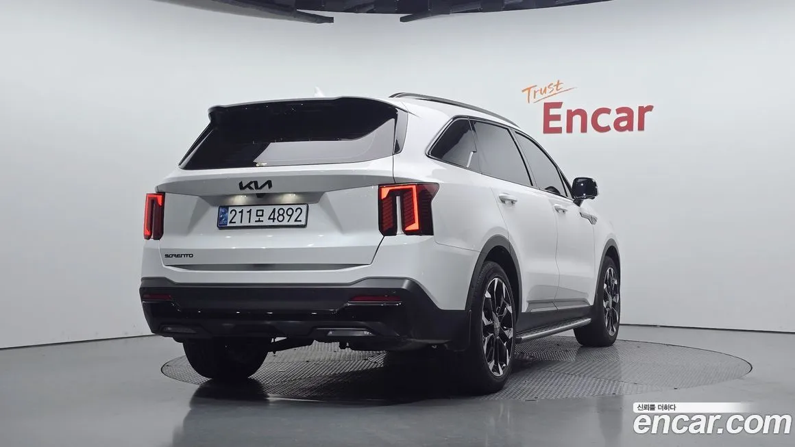 Kia Sorento — фото 5