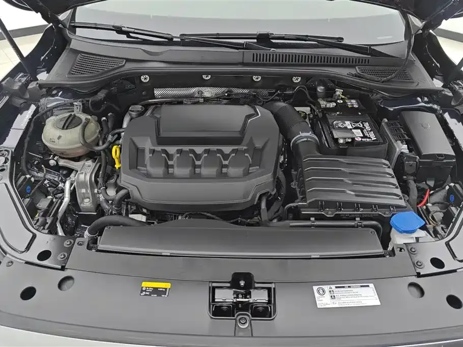 Volkswagen Passat — фото 10