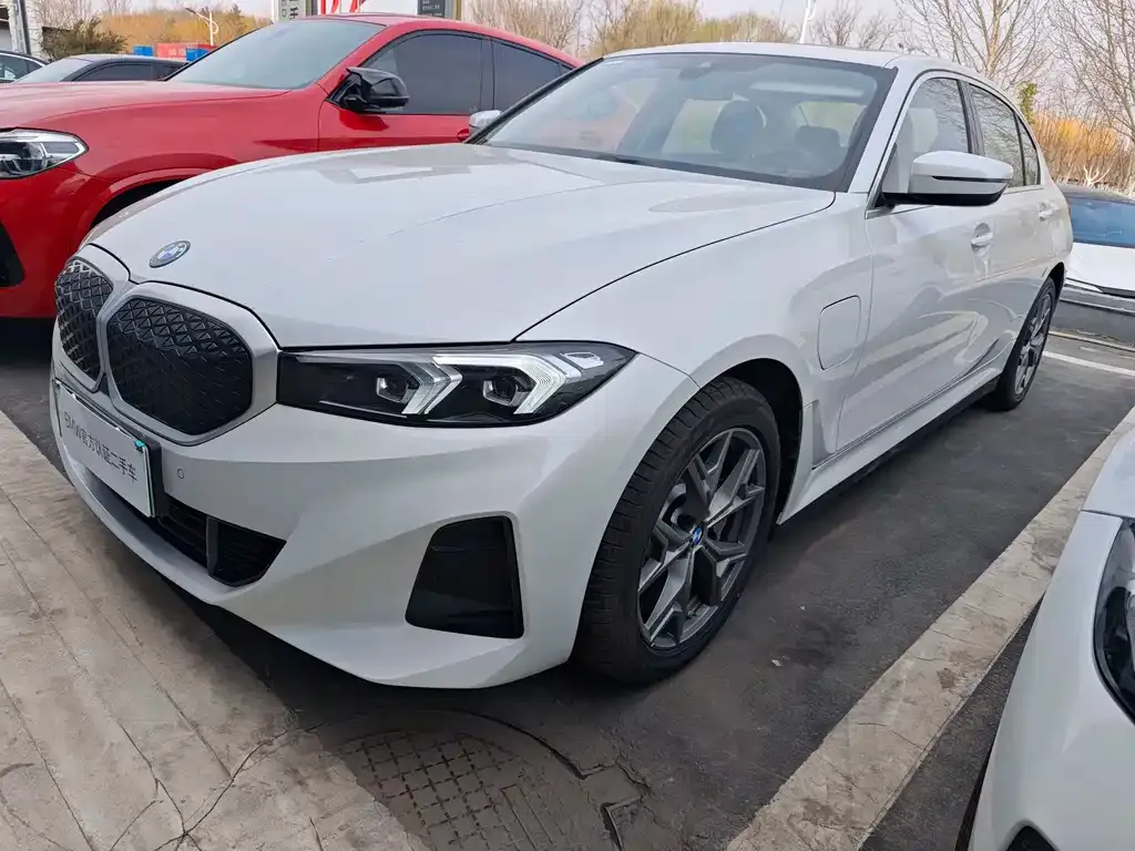 BMW i3 — фото 1
