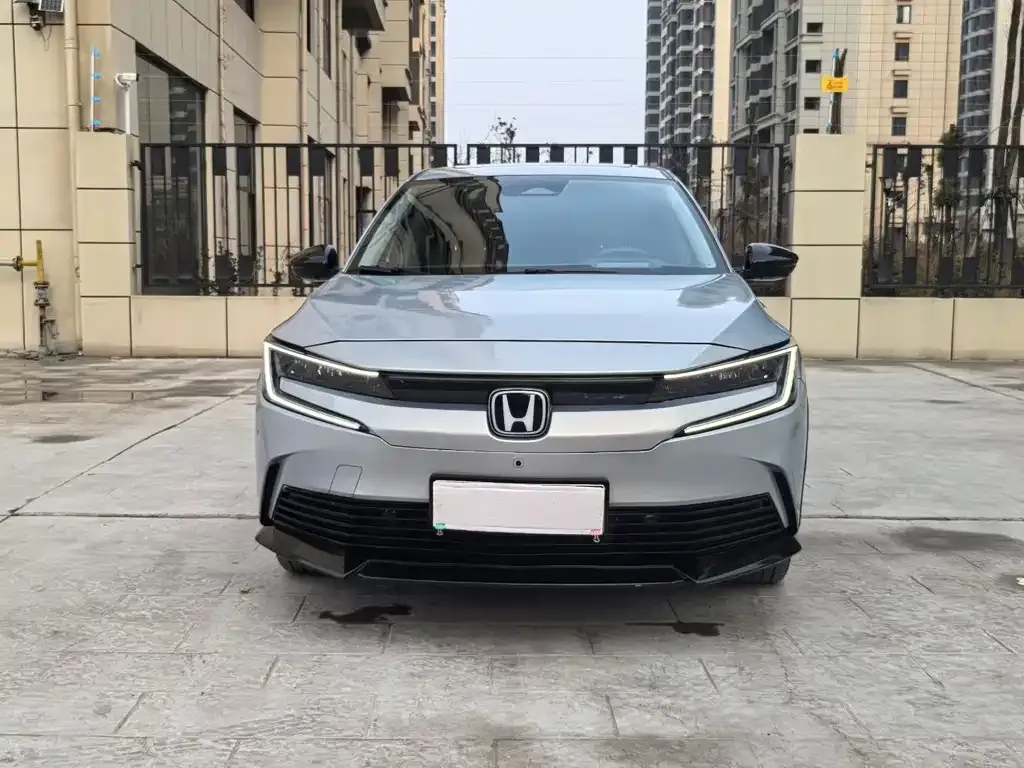 Honda e:NP2 2024 из CN, фото 6