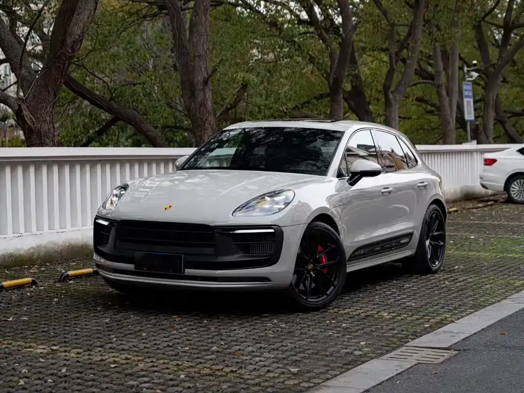 Porsche Macan — фото 1
