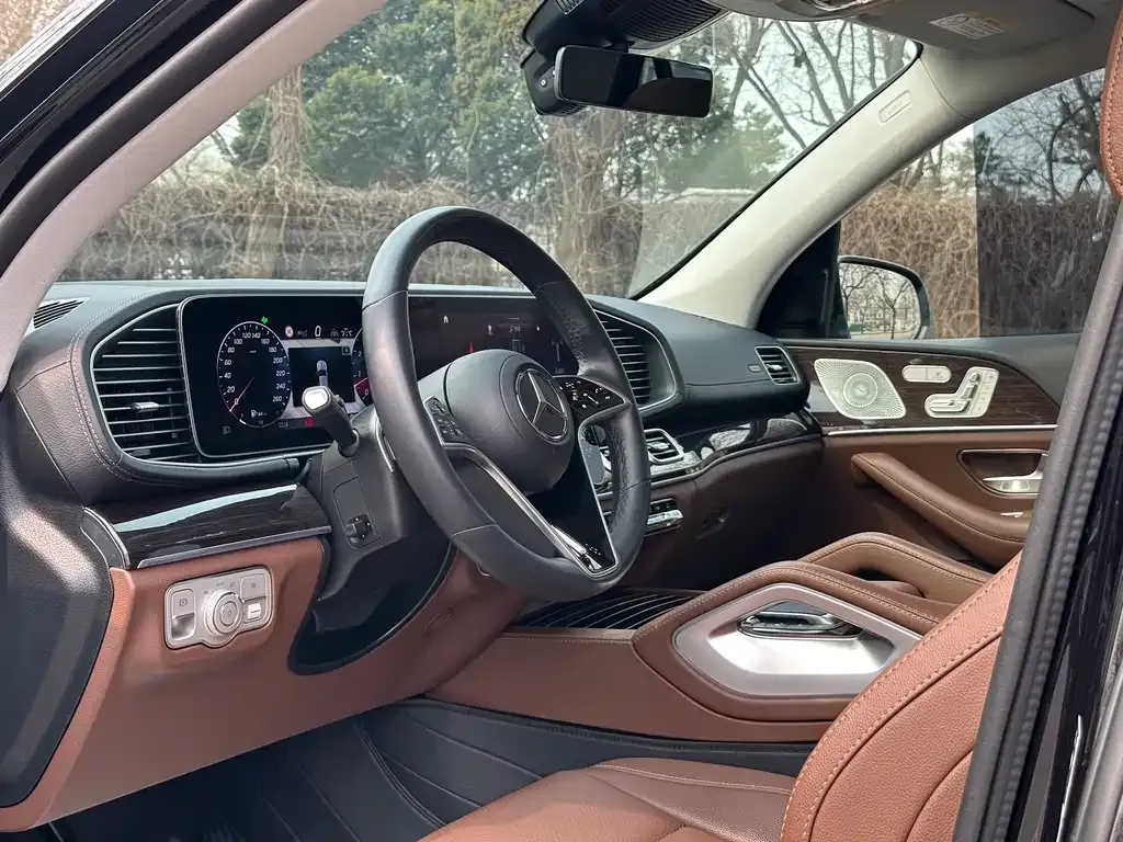 Mercedes-Benz GLE — фото 9